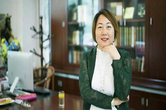 不馳于空想，不騖于虛聲，她詮釋了女性企業(yè)家的獨特魅力