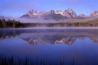 LED戶外大屏如何長(zhǎng)效發(fā)展？