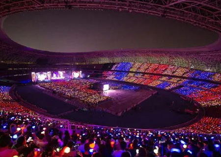 悟空體育LED巨幕和熒光棒燃爆周杰倫太原演唱會（第二場）